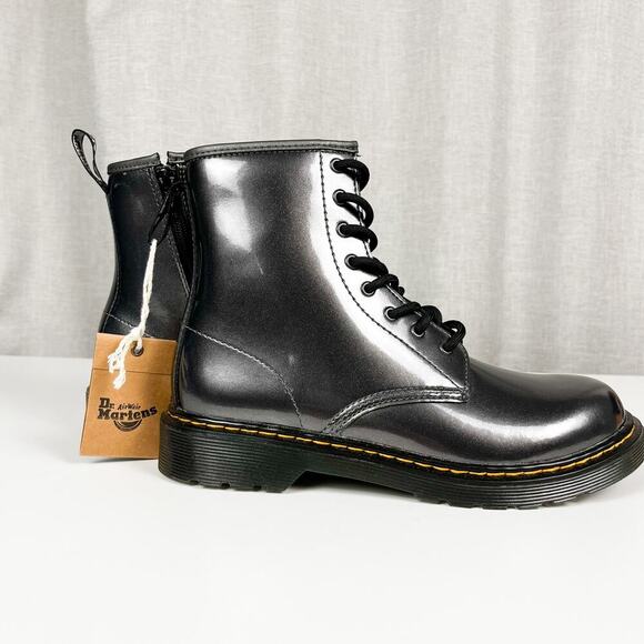 NWT Dr Martens 1460 Y Chrome Metallic Grey Leather Ankle Boots US 6 Docs Zip - Picture 1 of 8